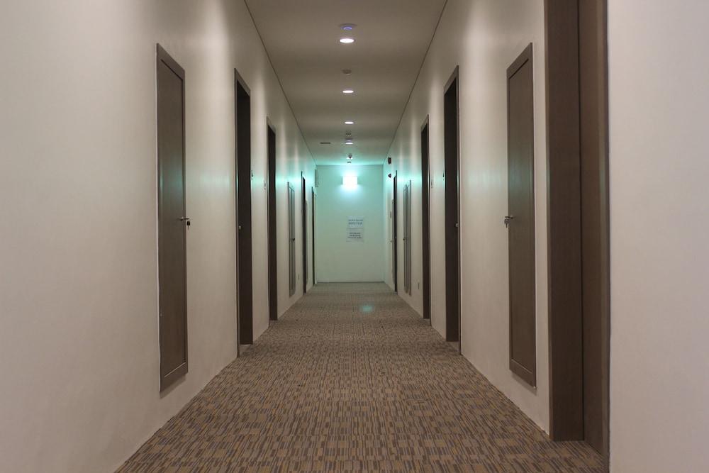 פאלמבאנג Opi Indah Hotel מראה חיצוני תמונה