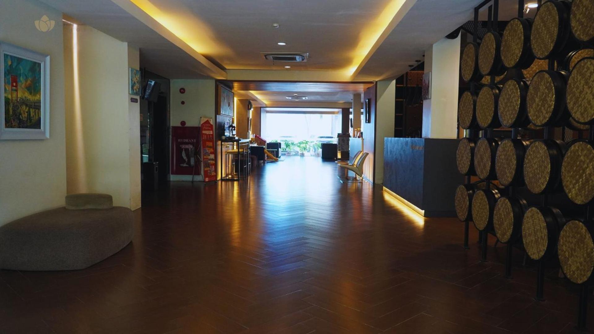 פאלמבאנג Opi Indah Hotel מראה חיצוני תמונה