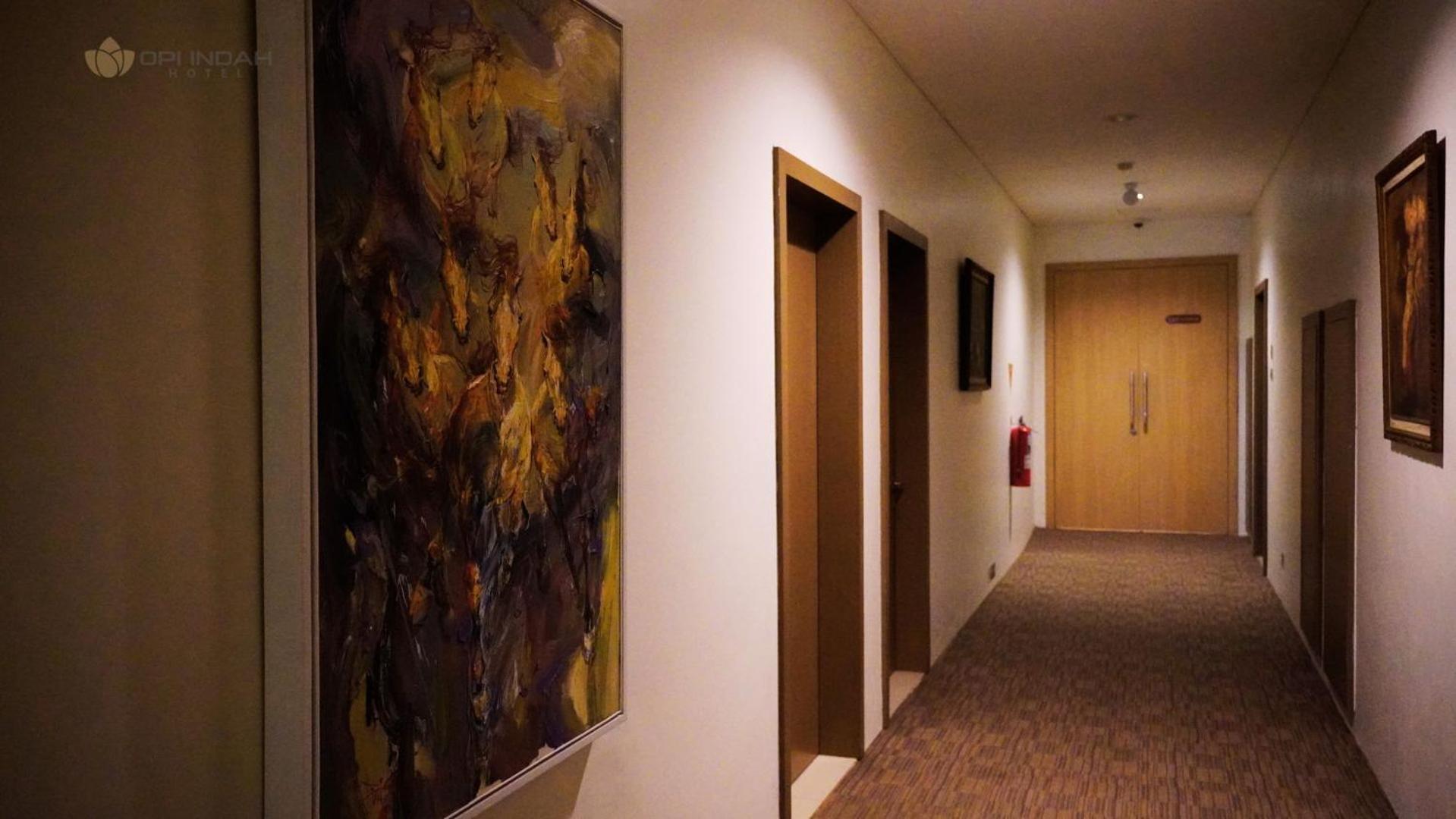 פאלמבאנג Opi Indah Hotel מראה חיצוני תמונה
