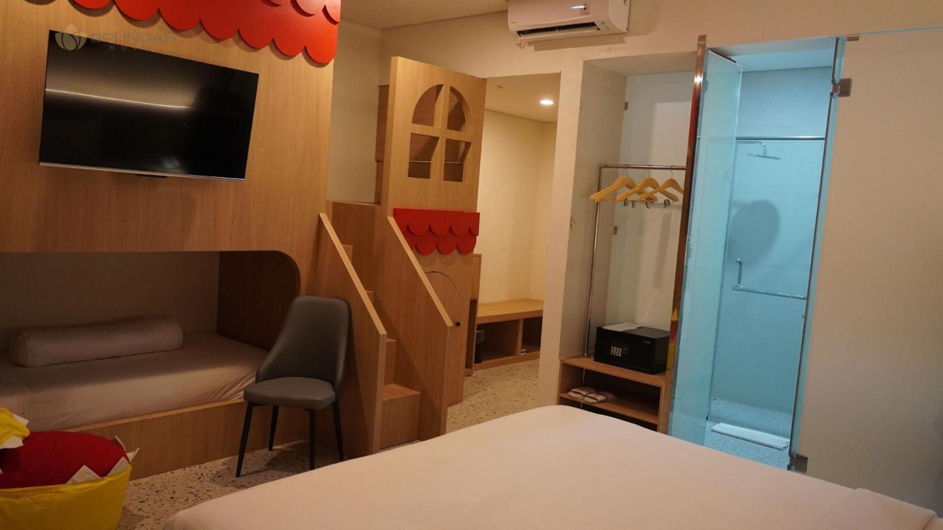 פאלמבאנג Opi Indah Hotel מראה חיצוני תמונה